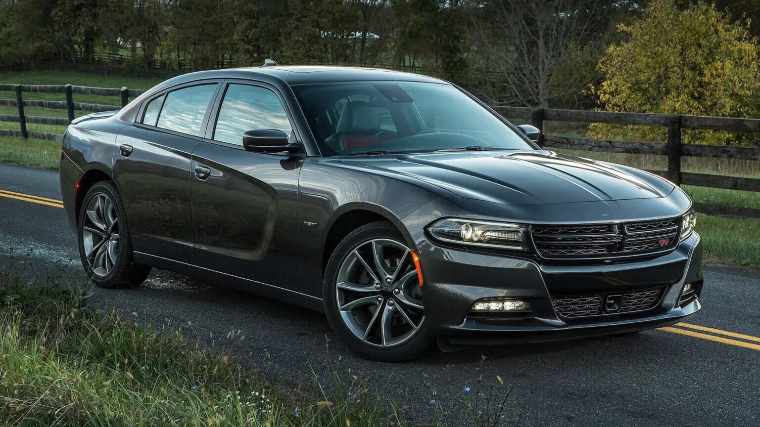 Dodge распродаёт свои спорткары со скидками 10 долларов за лошадиную силу