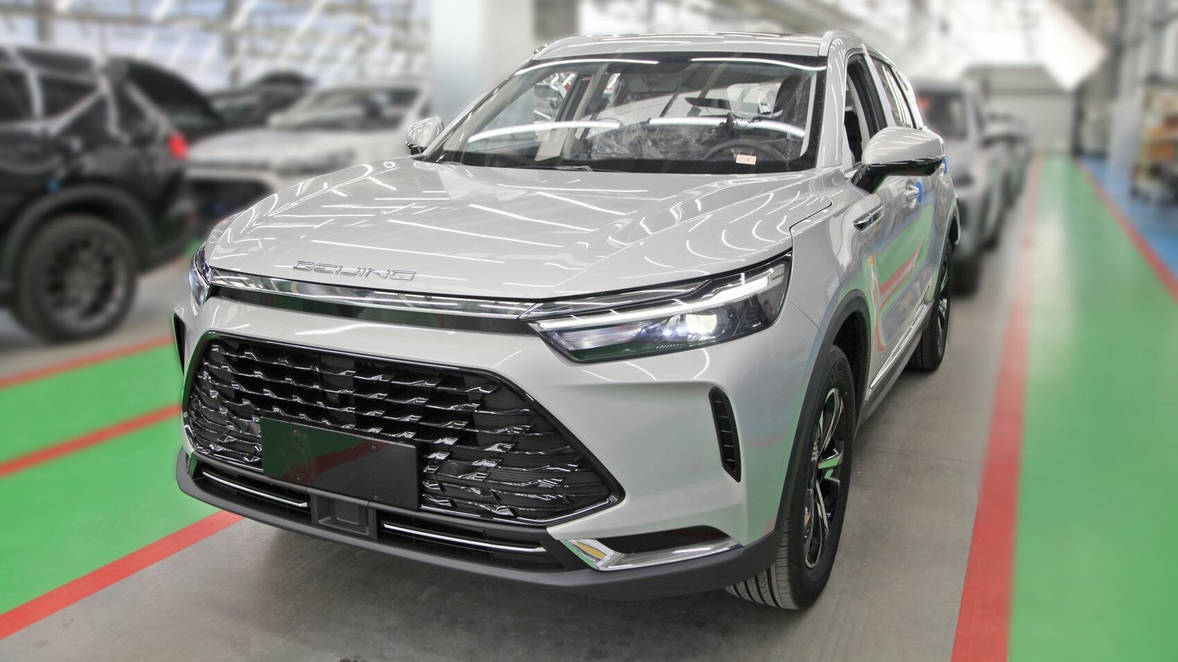 В России началось производство кроссоверов BAIC X7