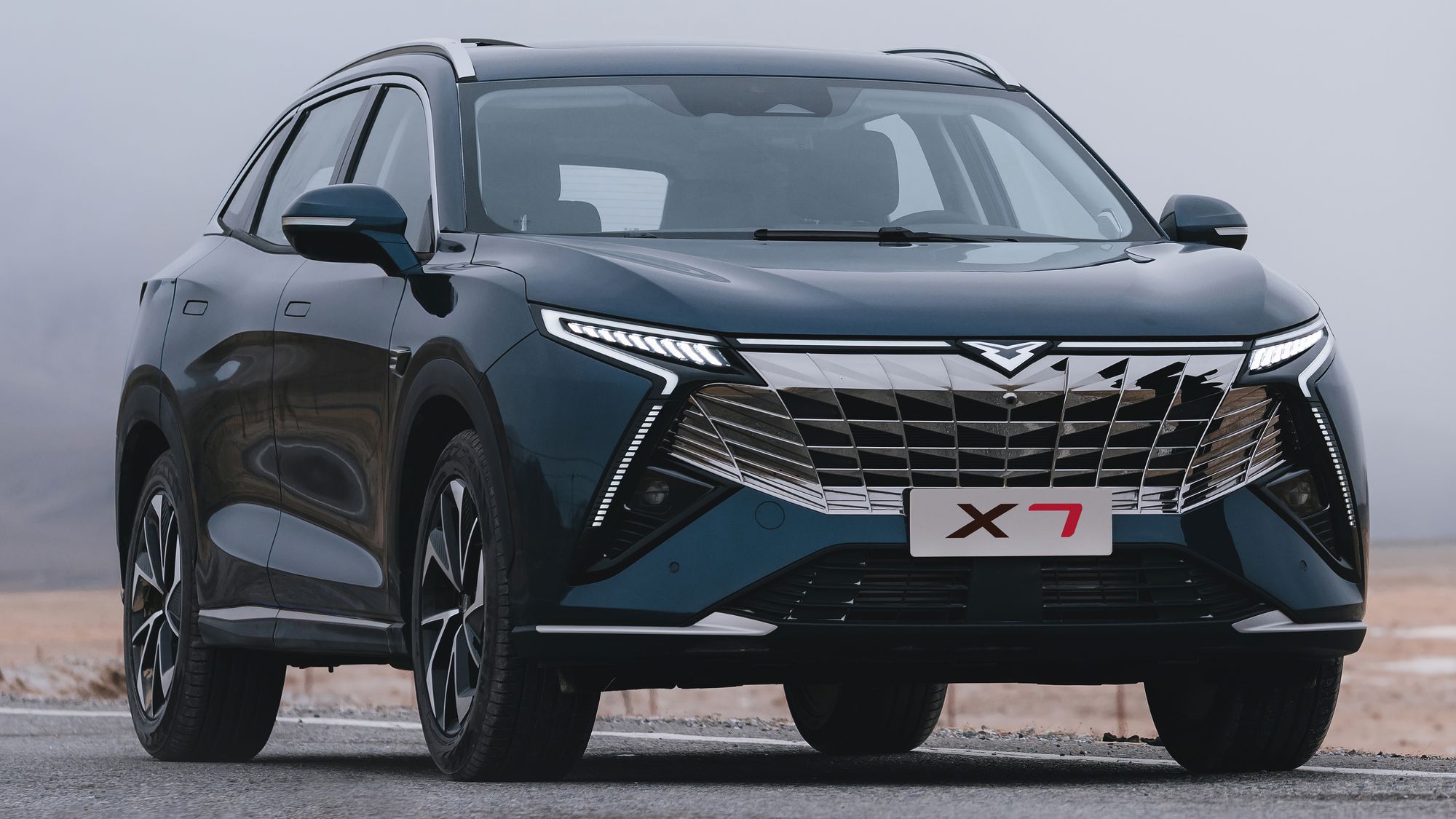 Марка Kaiyi представила в России флагманский кроссовер X7 Kunlun с двумя моторами на выбор
