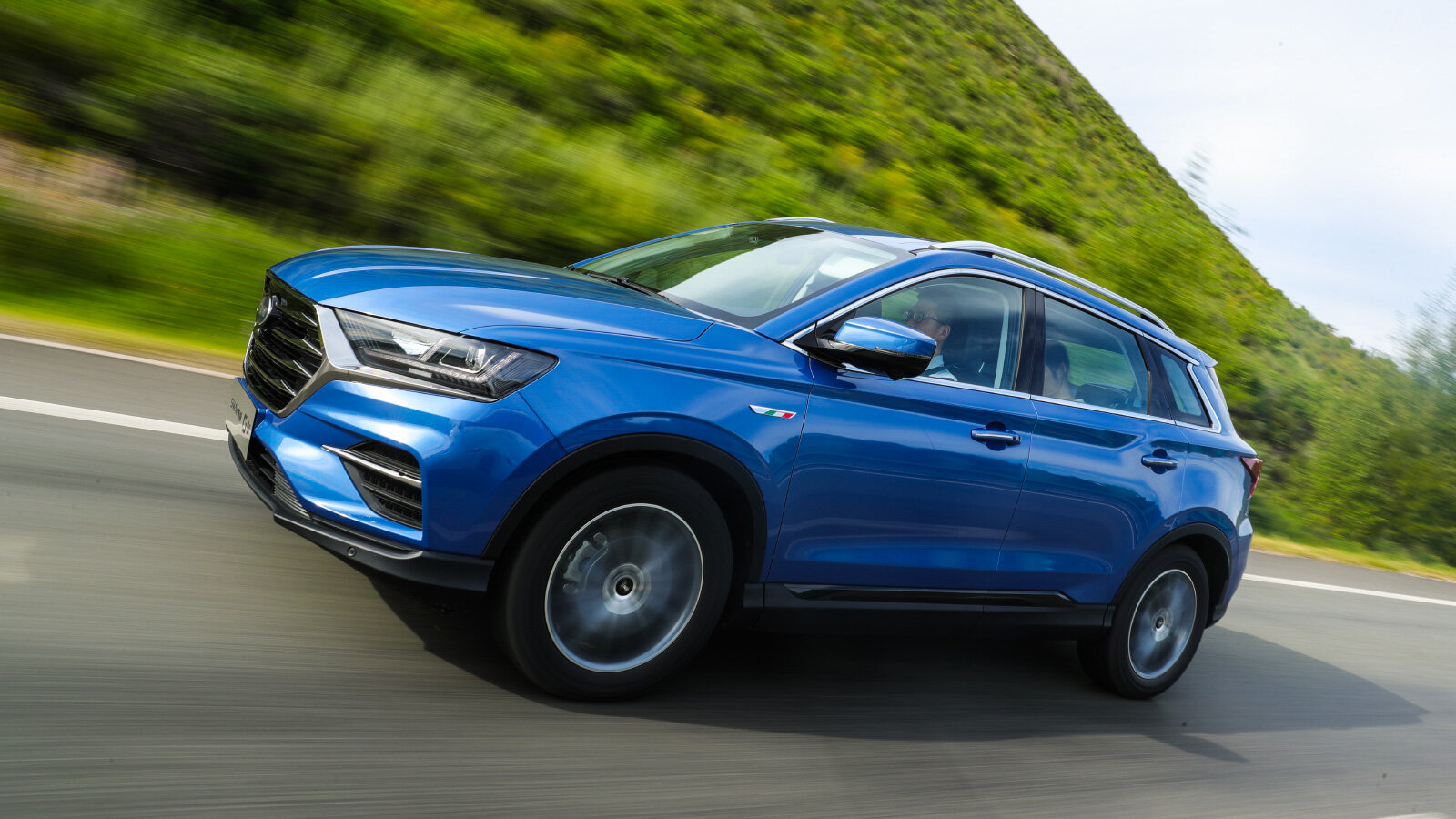 Вместо Kia и BMW: какие машины теперь выпускает «Автотор»