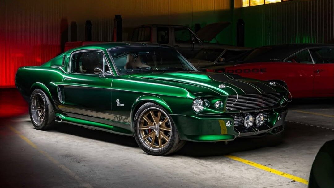 Чехи превратили старый Mustang в 1700-сильное суперкупе Hellenor