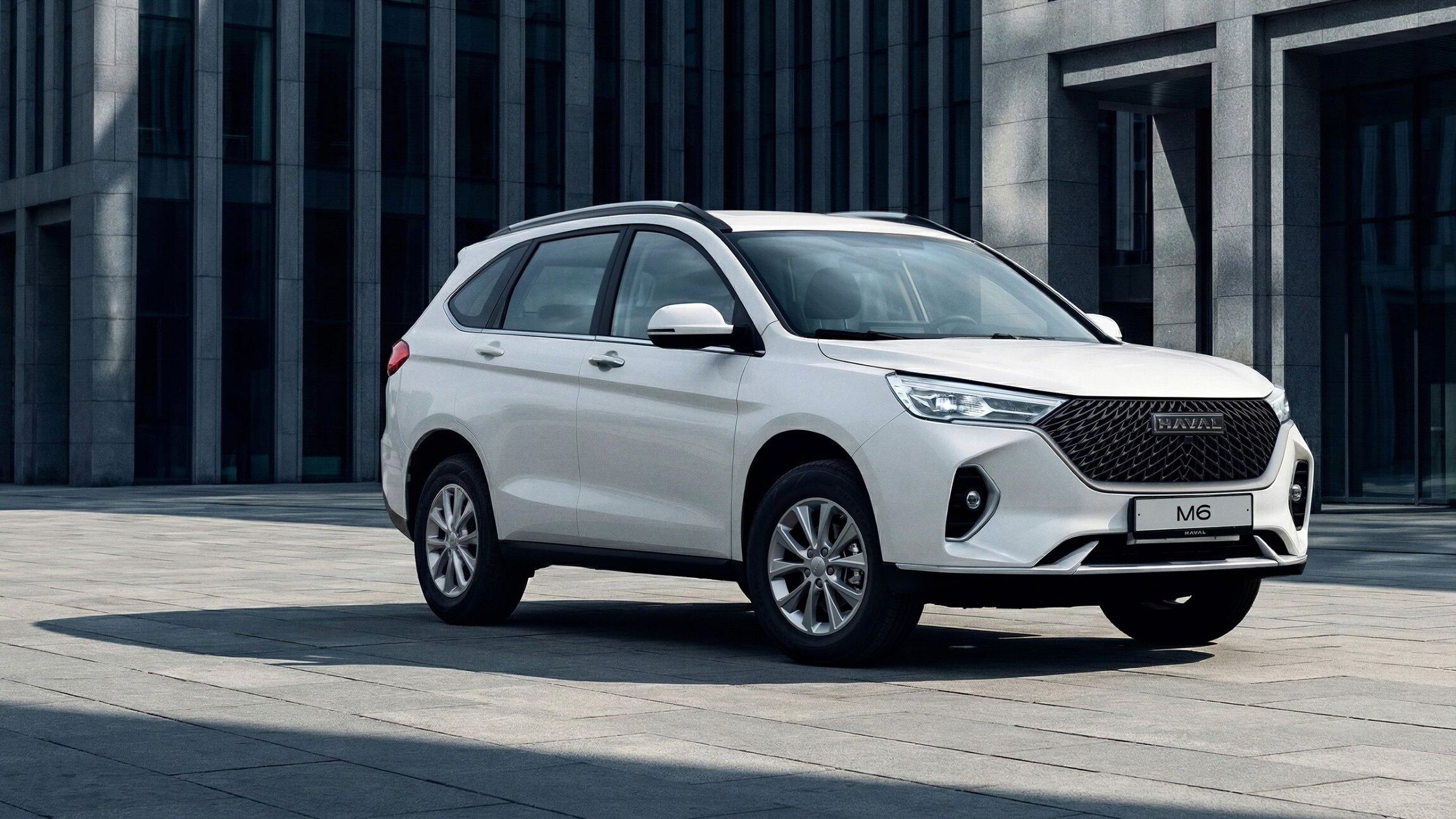 В России начались продажи обновлённого Haval M6