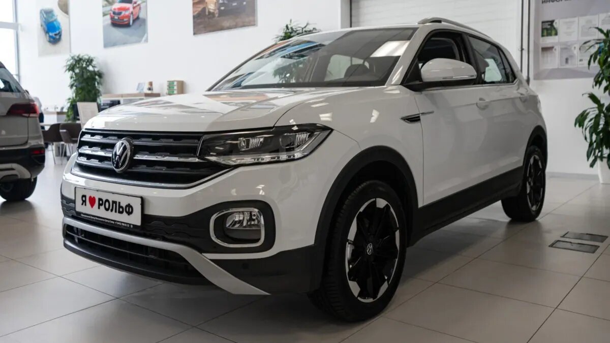 В Россию привезли замену Lada Xray от китайского Volkswagen