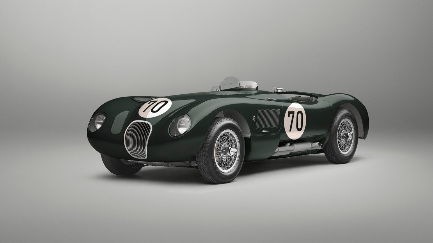 Jaguar выпустил новые родстеры C-Type, созданные по чертежам машин 1953 года
