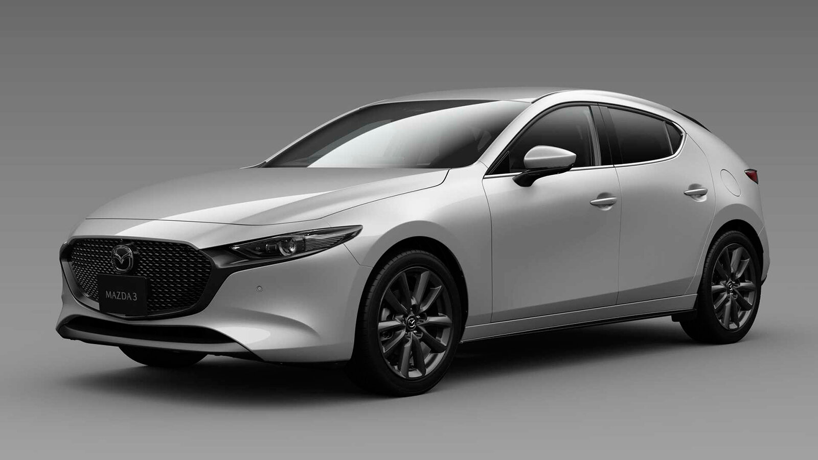 Семейство Mazda3 обновилось, получив большой экран и став безопаснее