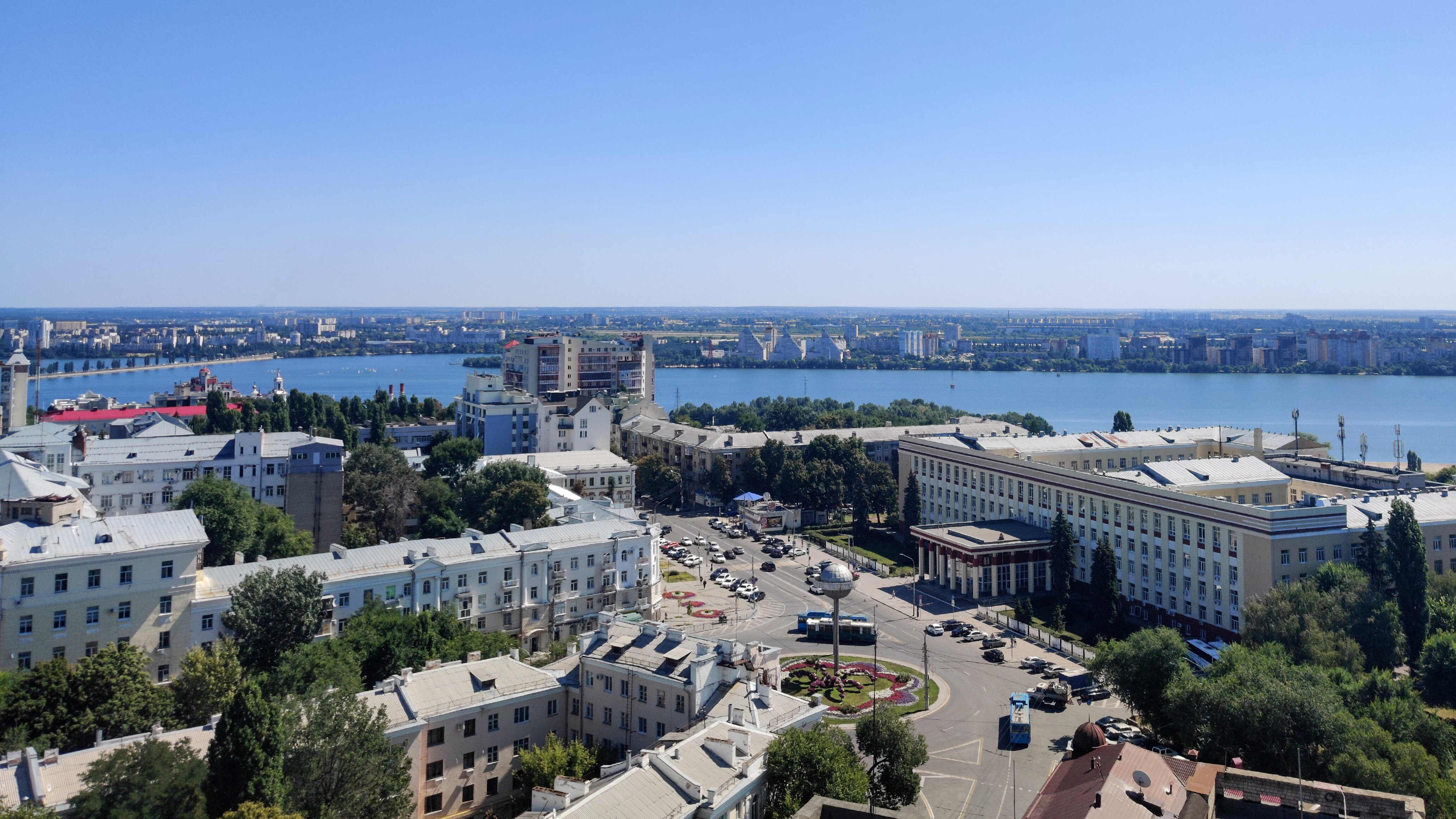 Быстро, интересно и вкусно: едем до Воронежа на машине