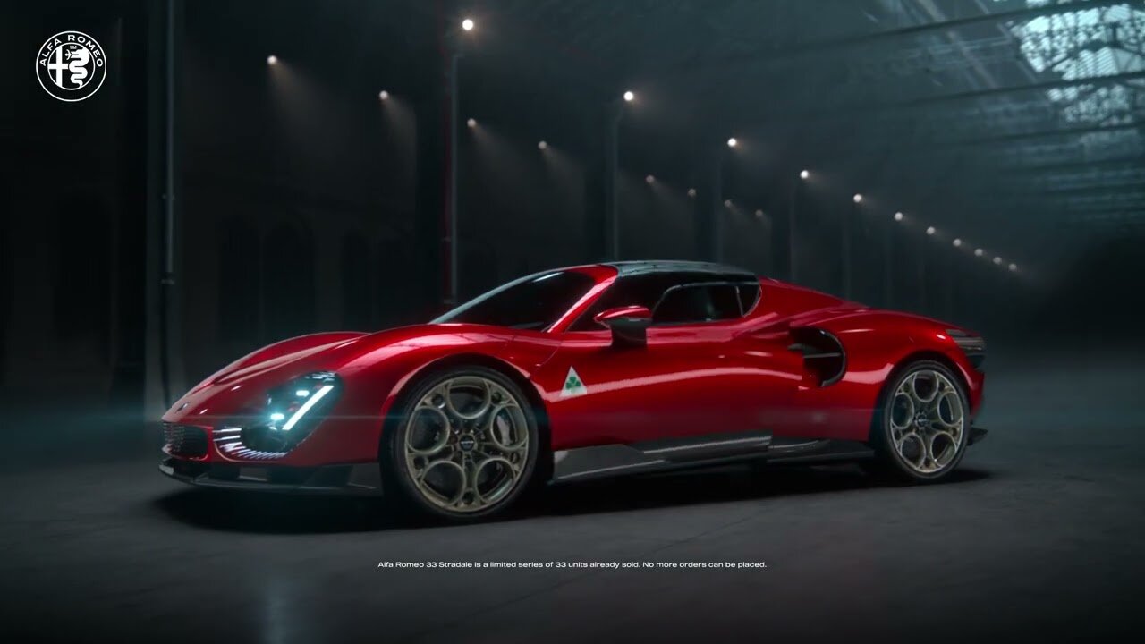 Alfa Romeo впервые дала послушать звук мотора суперкара 33 Stradale