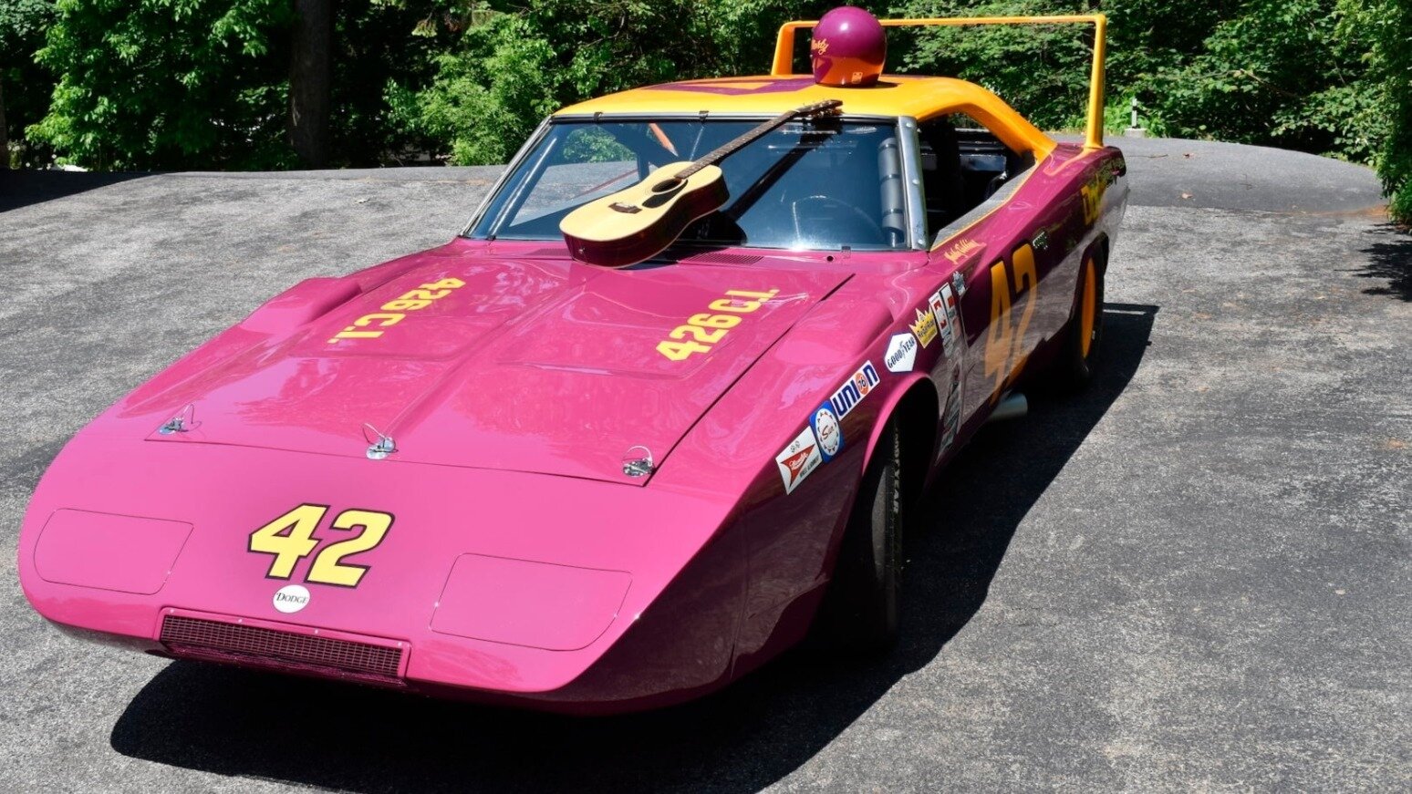 За этот Dodge Charger Daytona предлагали 35 миллионов рублей, но владелец не согласился на сделку