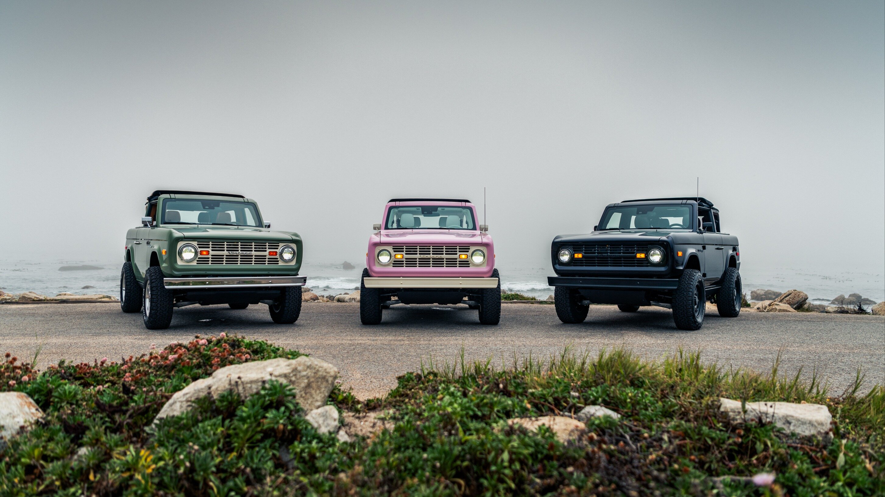 Ford подал в суд на фирму, выпускающую новые Bronco с винтажными кузовами