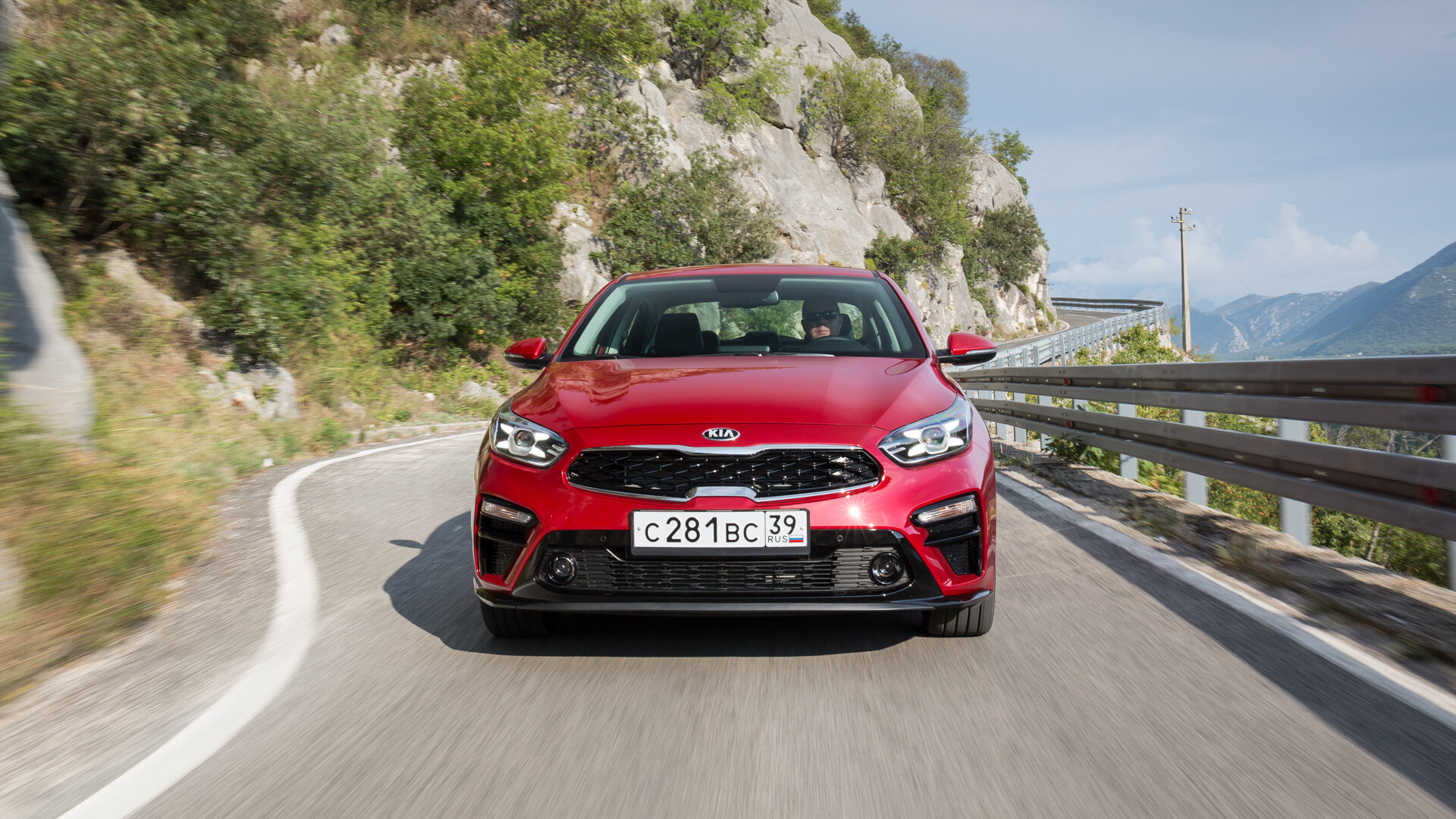 Родился красивым: тест Kia Cerato нового поколения