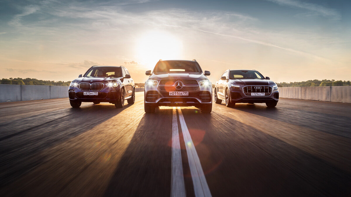 Съезд духовных лидеров: тест BMW X5, Audi Q8 и Mercedes-Benz GLE