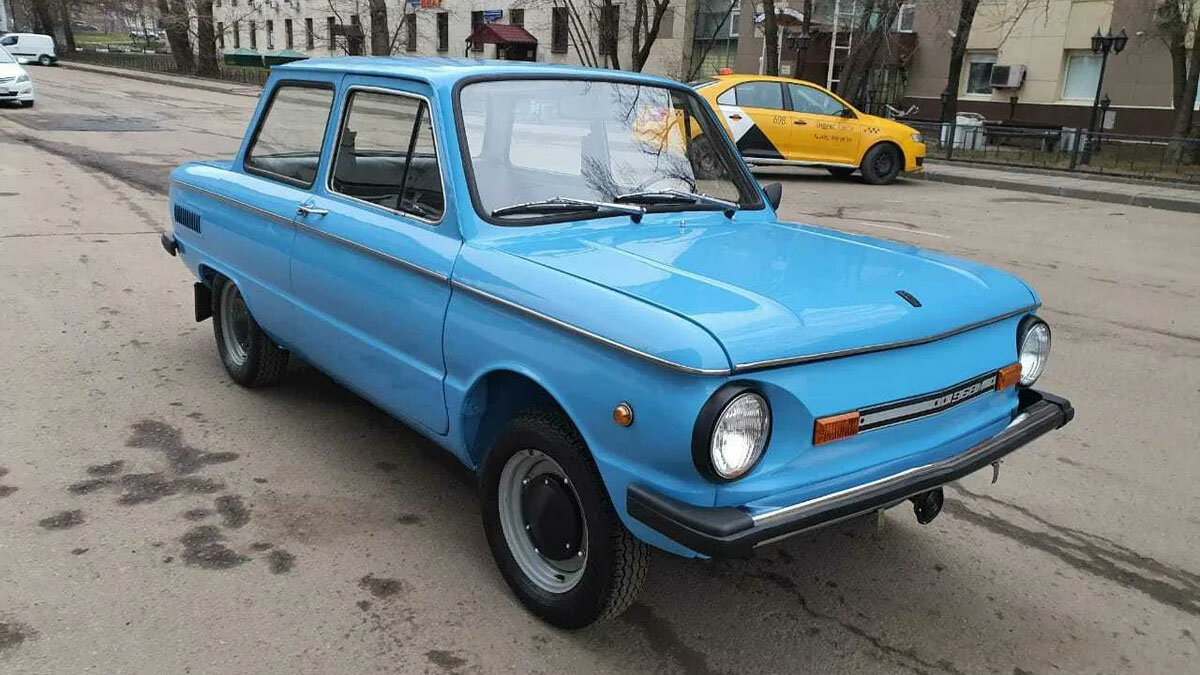 Поздний «Запорожец» в идеальном состоянии продают за 450 тысяч рублей