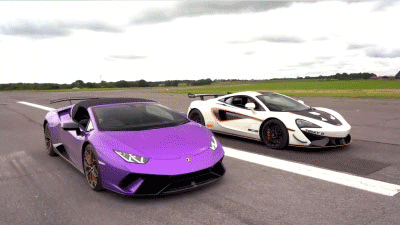 Посмотрите, как McLaren 620R расправился с Lamborghini Huracan в дрэге