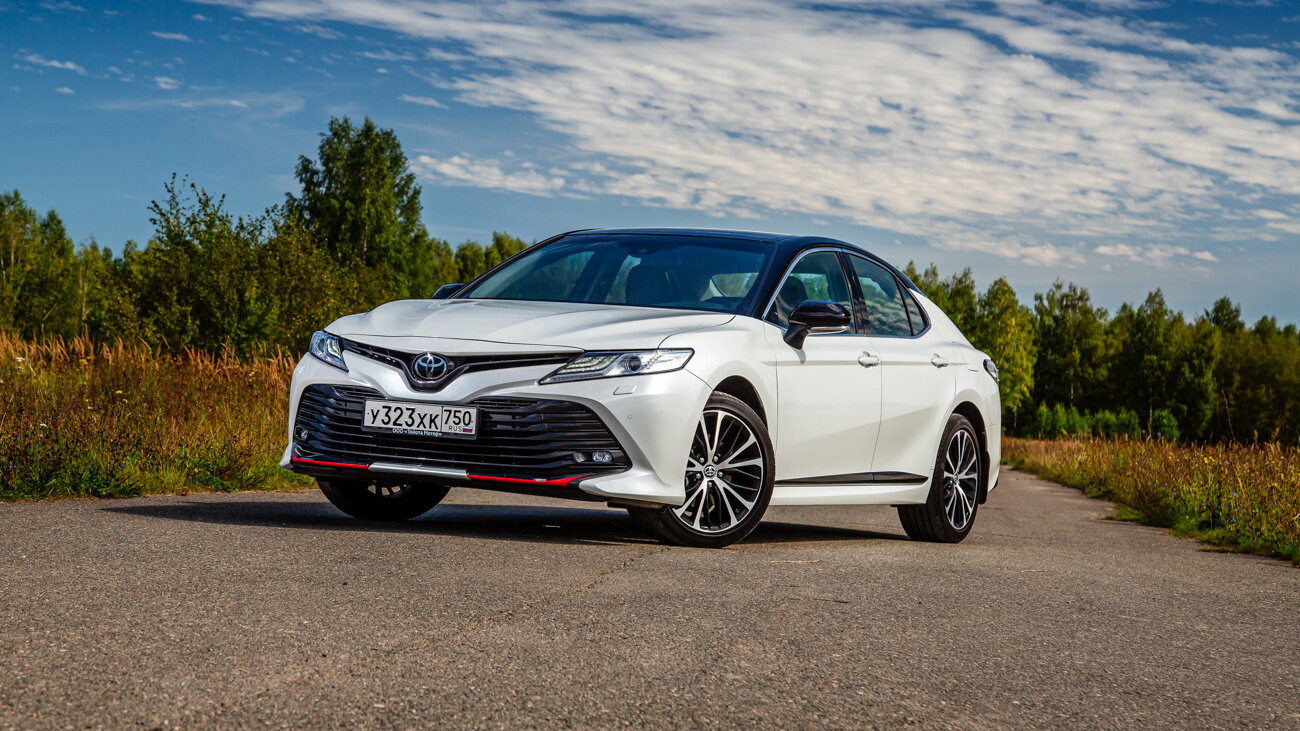 Народ не против. Все плюсы и минусы Toyota Camry: подробный тест