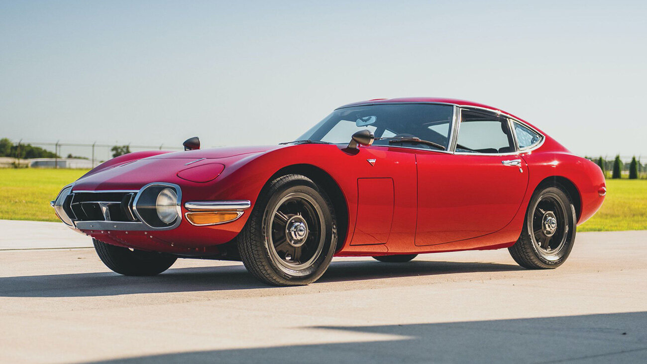 Взгляните на Toyota 2000GT, которую только что продали почти за 71 миллион рублей