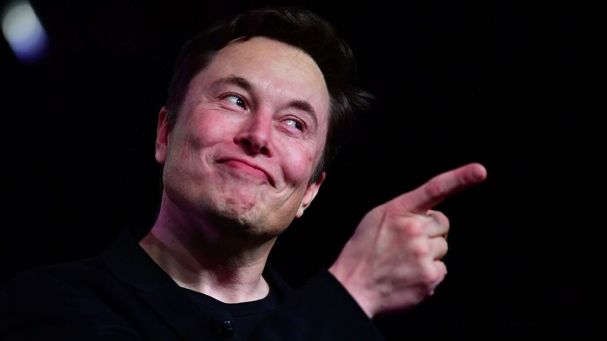 Илон Маск предупредил о возможном резком падении акций Tesla