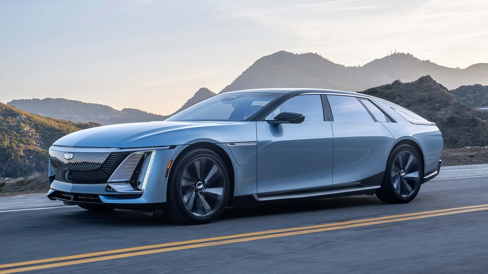 Флагманский Cadillac Celestiq продаётся хуже Аурусов: в этом году соберут только 25 машин