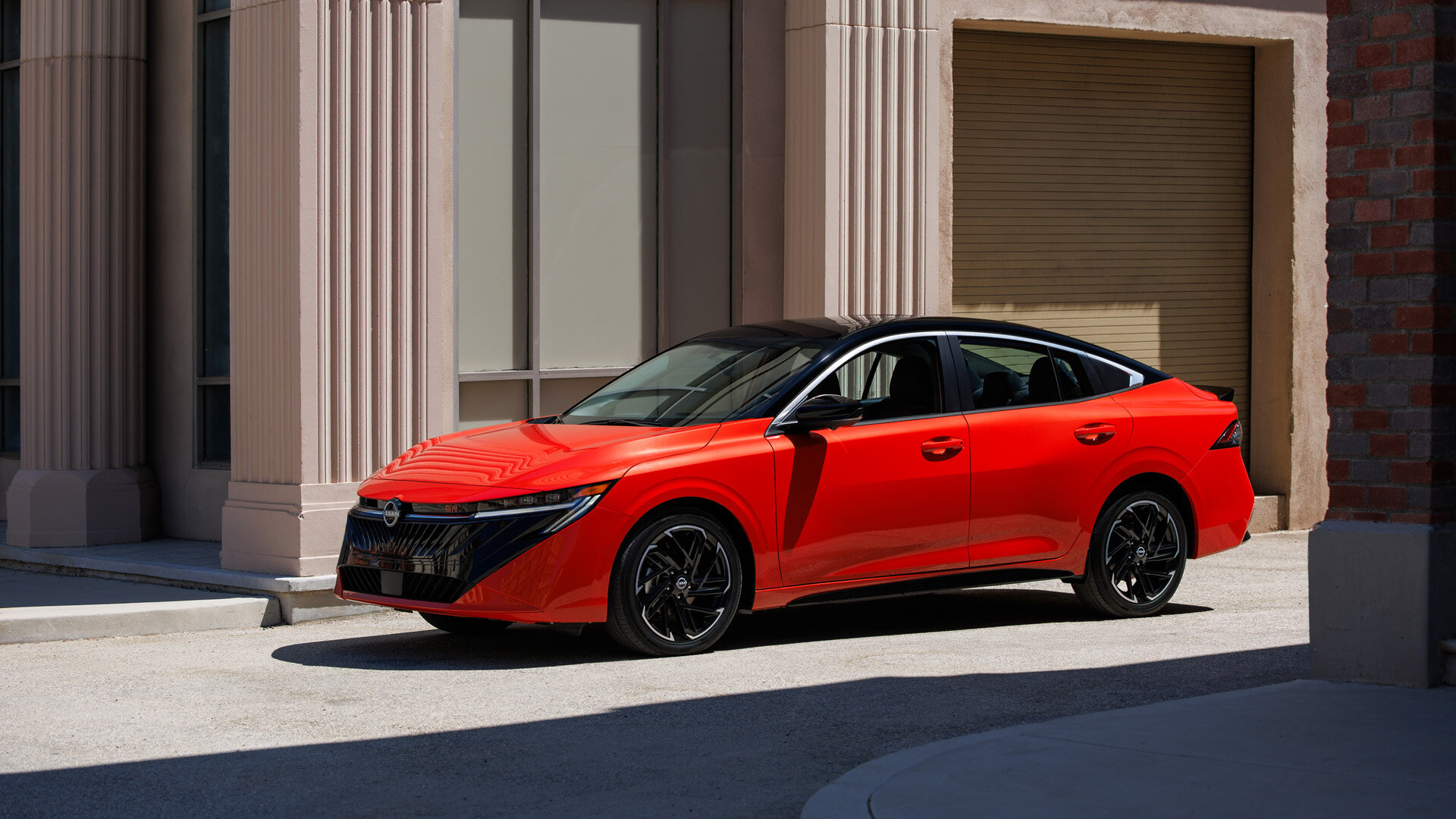 Седан Nissan Sentra сменил поколение, но сохранил старый двигатель