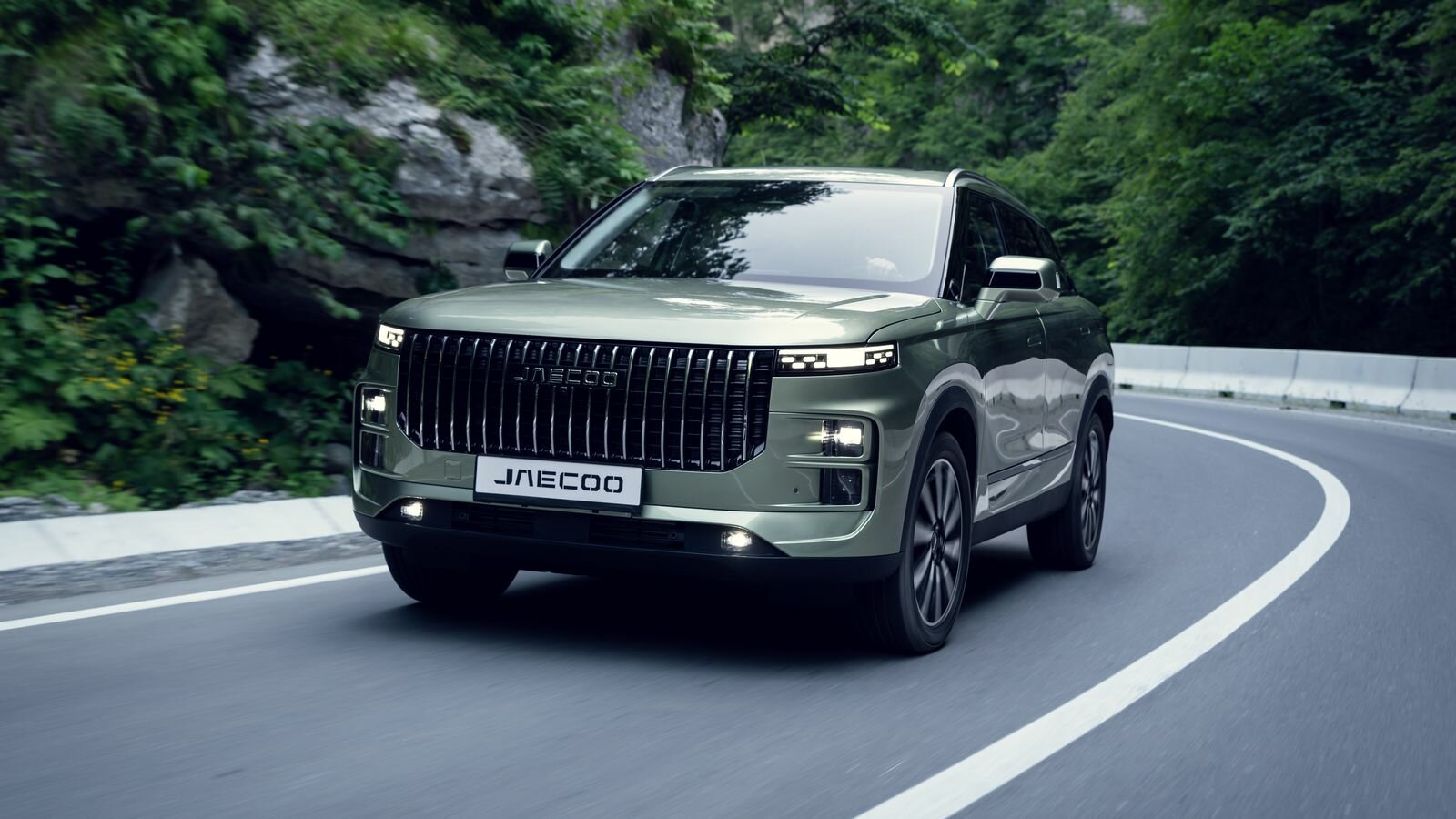 Кроссовер Jaecoo J7 для России: известны характеристики и детали оснащения 