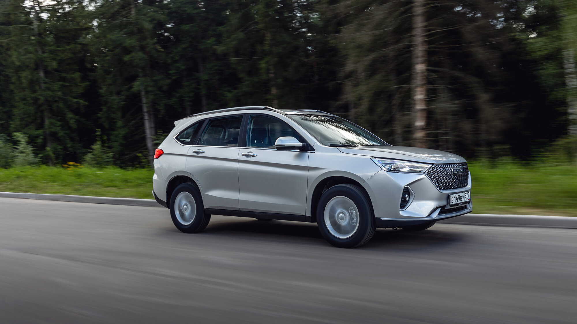Первый тест Haval M6: большого и дешёвого кроссовера, аналогов которому нет