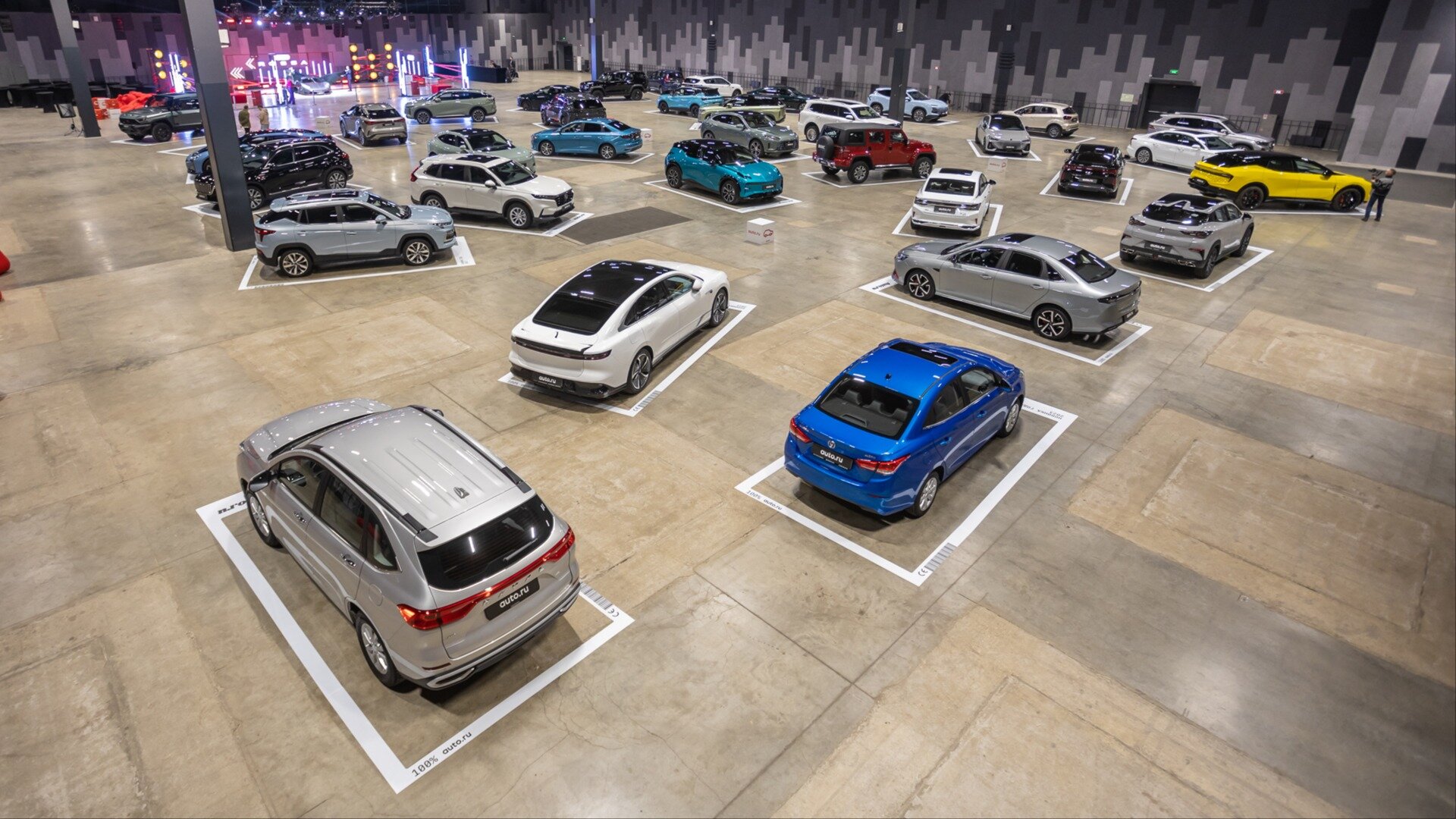 В голосовании за «Новинку года» на Авто.ру лидирует Geely Monjaro