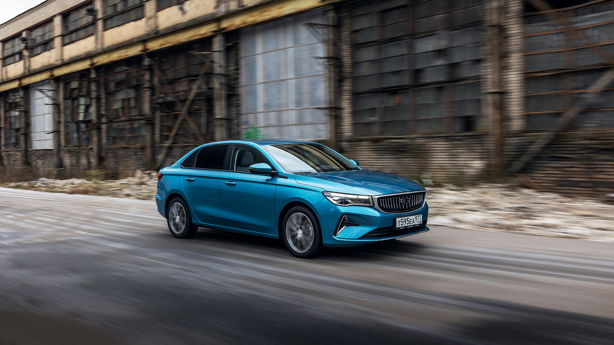 Первый тест седана Geely Emgrand, который действительно способен потрепать нервы Весте
