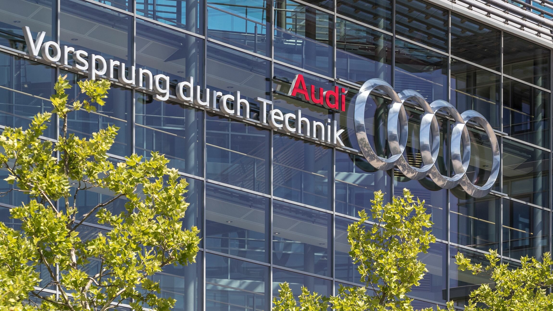 Audi остановила экспорт в США из-за новых пошлин Трампа