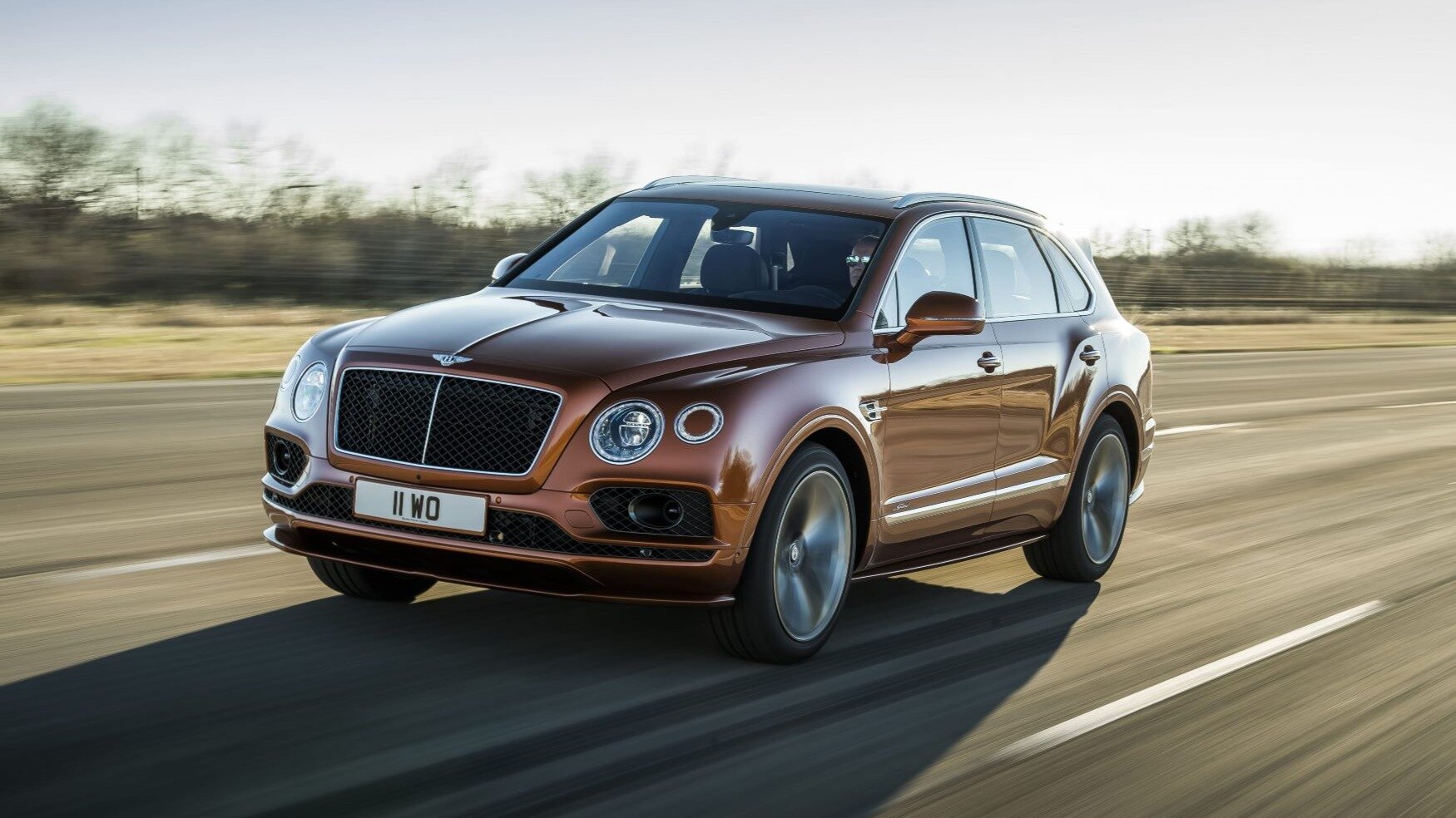 Bentley отзывает кроссоверы Bentayga: они могут загореться
