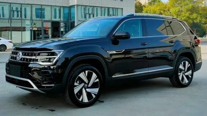 Россиянам предложили обновлённый Volkswagen Teramont из Китая
