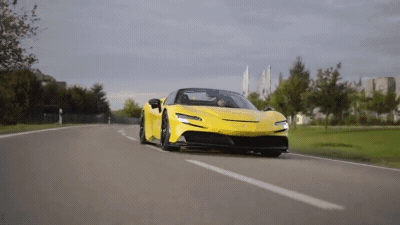Спайдер Ferrari SF90, прокачанный в Novitec до 1109 сил, показали на видео