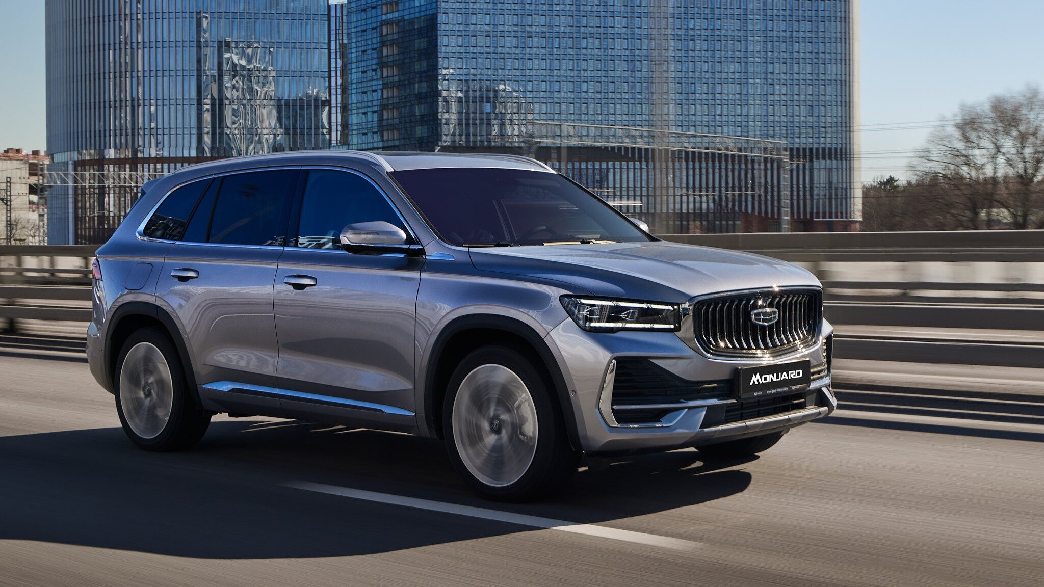 Geely Monjaro подорожал в России с новой базовой комплектацией