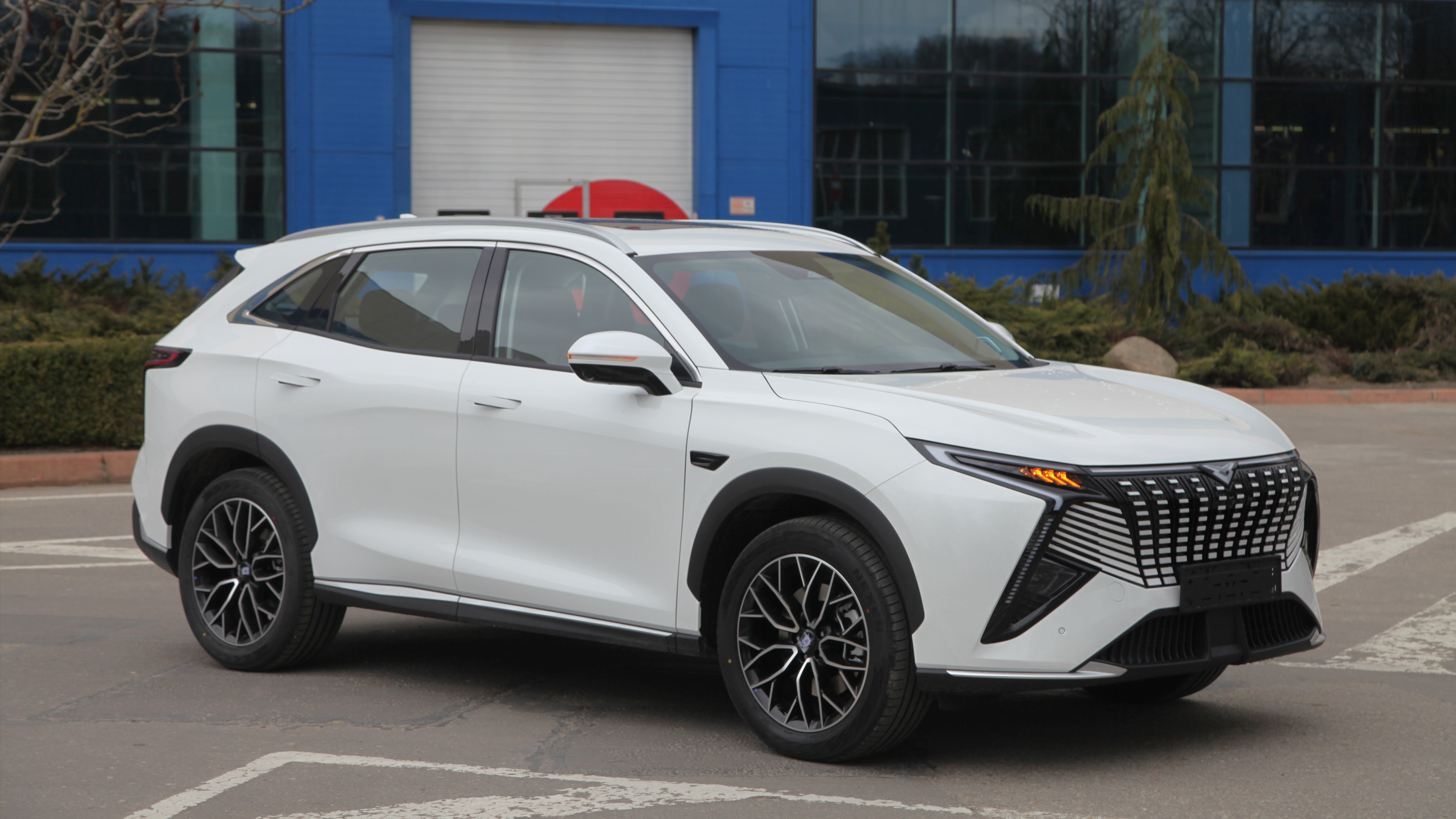 На «Автоторе» начали сборку кроссовера Kaiyi X7 с полным приводом