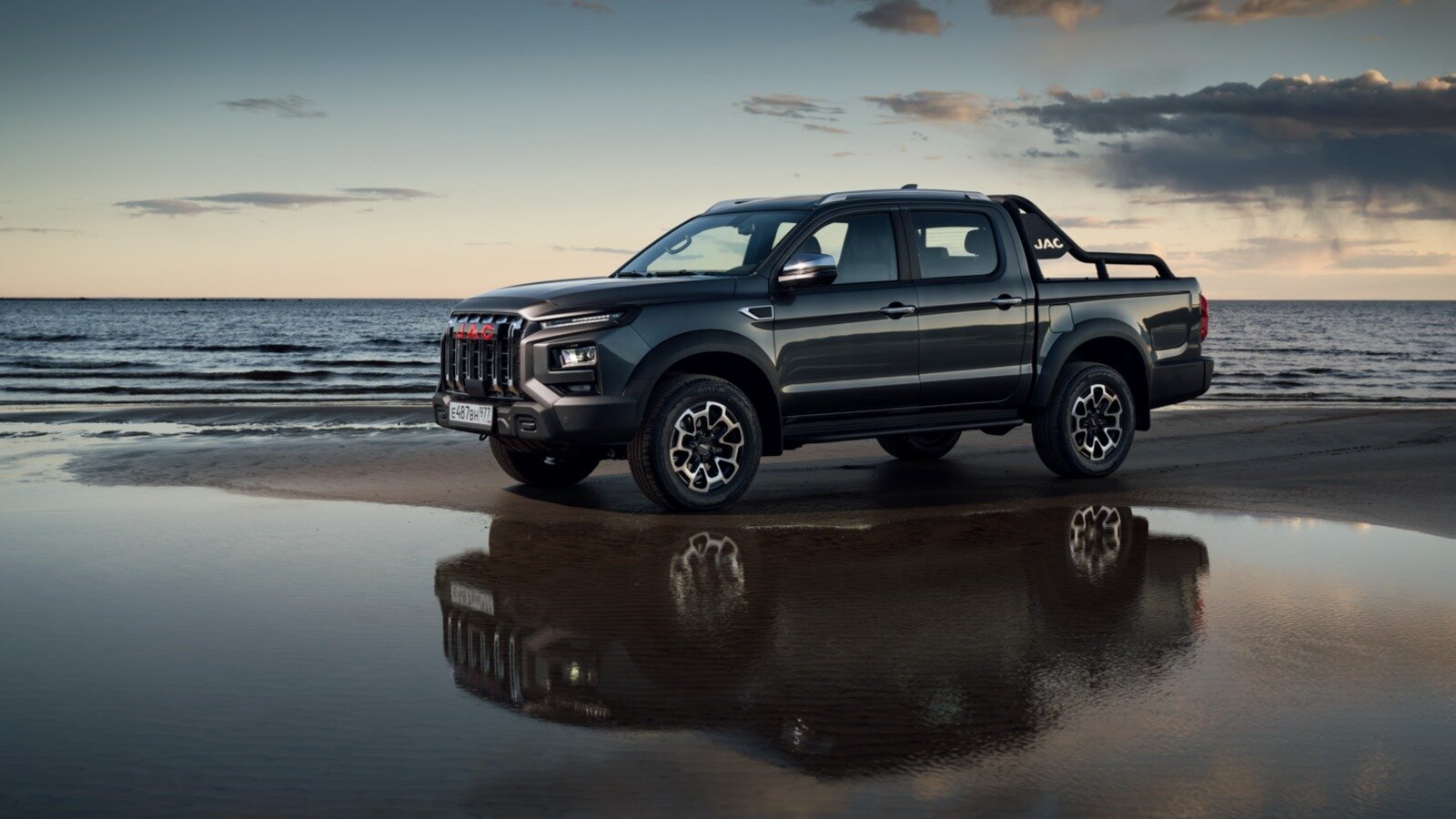 Пикап JAC T9 появится в России с дизелем и «механикой»