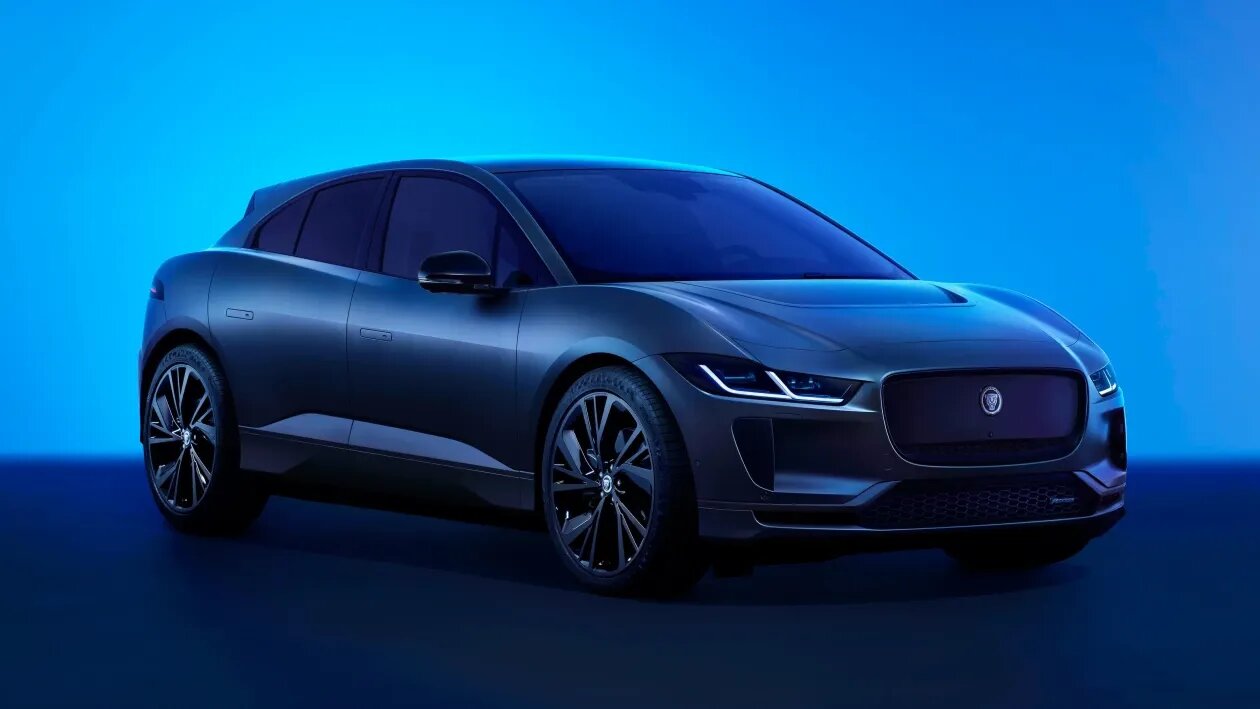 Jaguar I-Pace обновился: плюс карбон, минус решётка радиатора