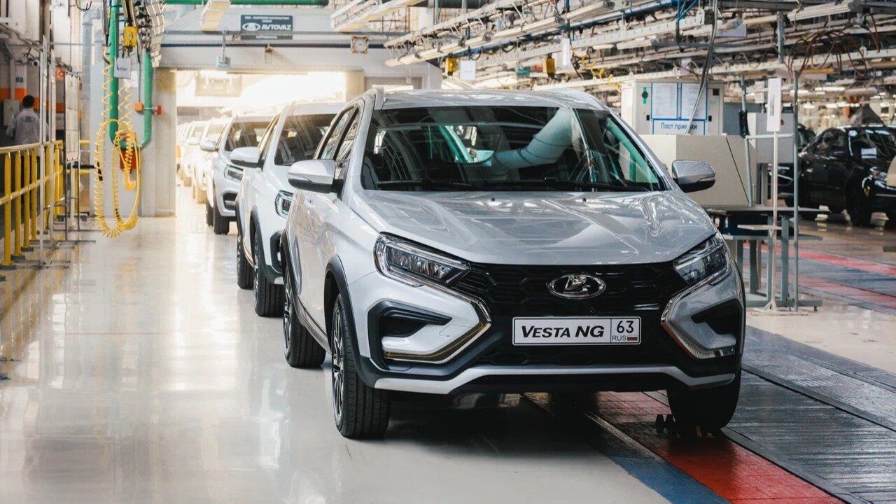 АвтоВАЗ запустил производство универсалов Lada Vesta