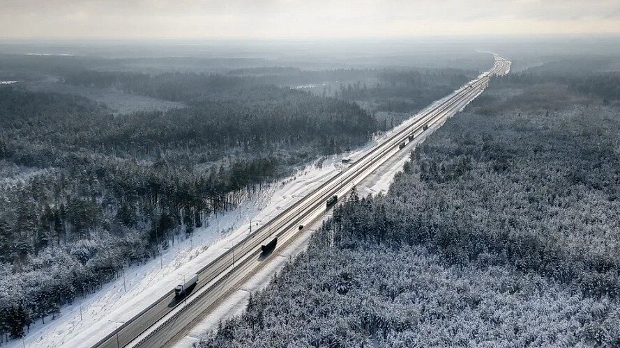 На трассе М-11 перестанут взимать максимальный тариф при задержках на 2 часа и более