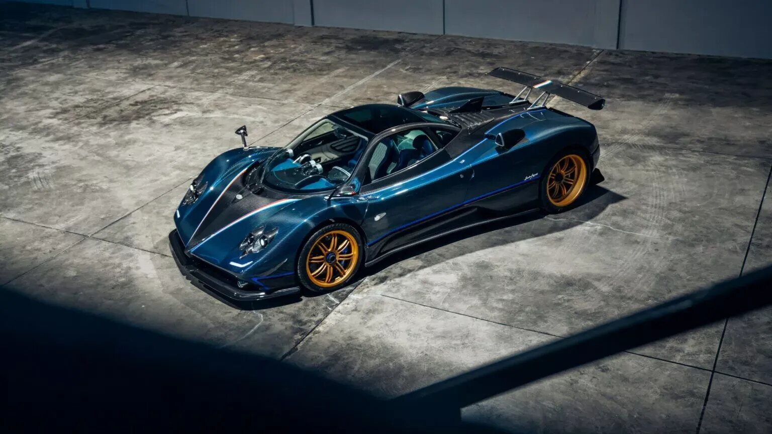 Pagani Zonda Tricolore решили продать за рекордную стоимость