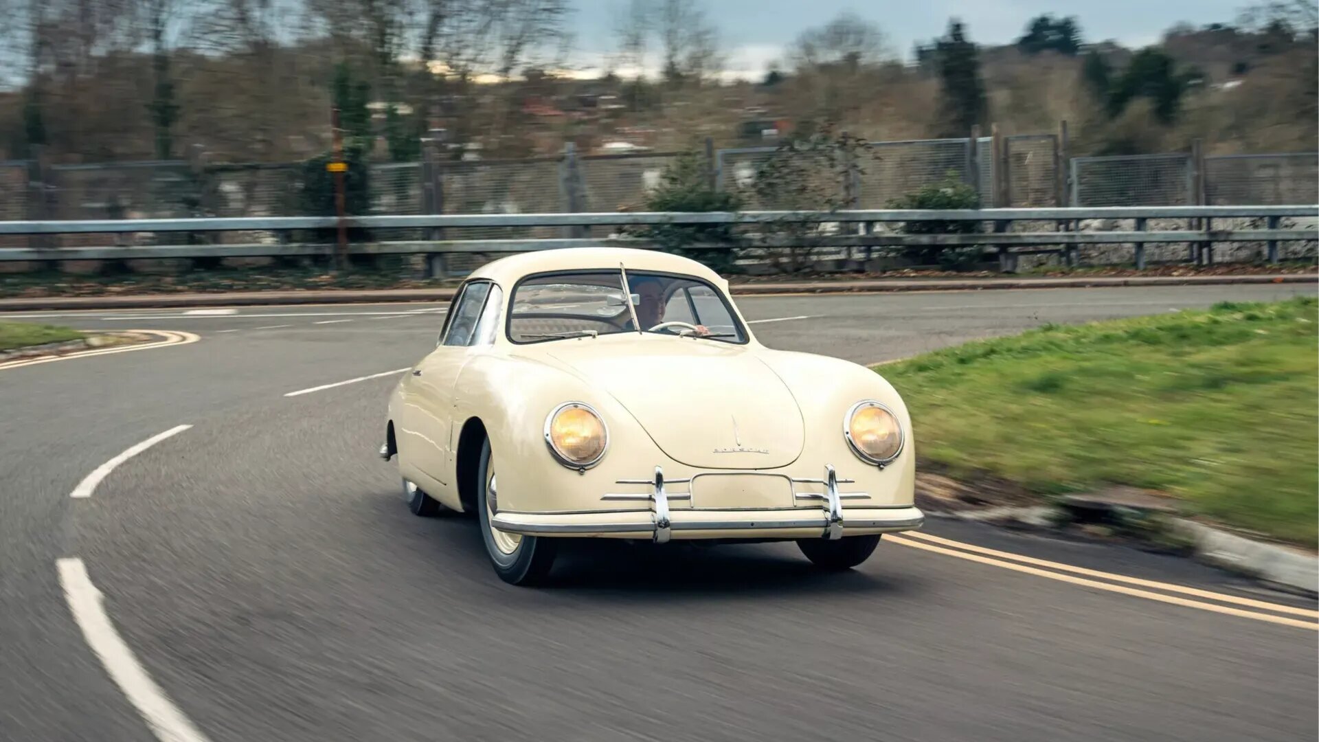 Один из первых в истории автомобилей Porsche хотят продать за 3,5 миллиона долларов