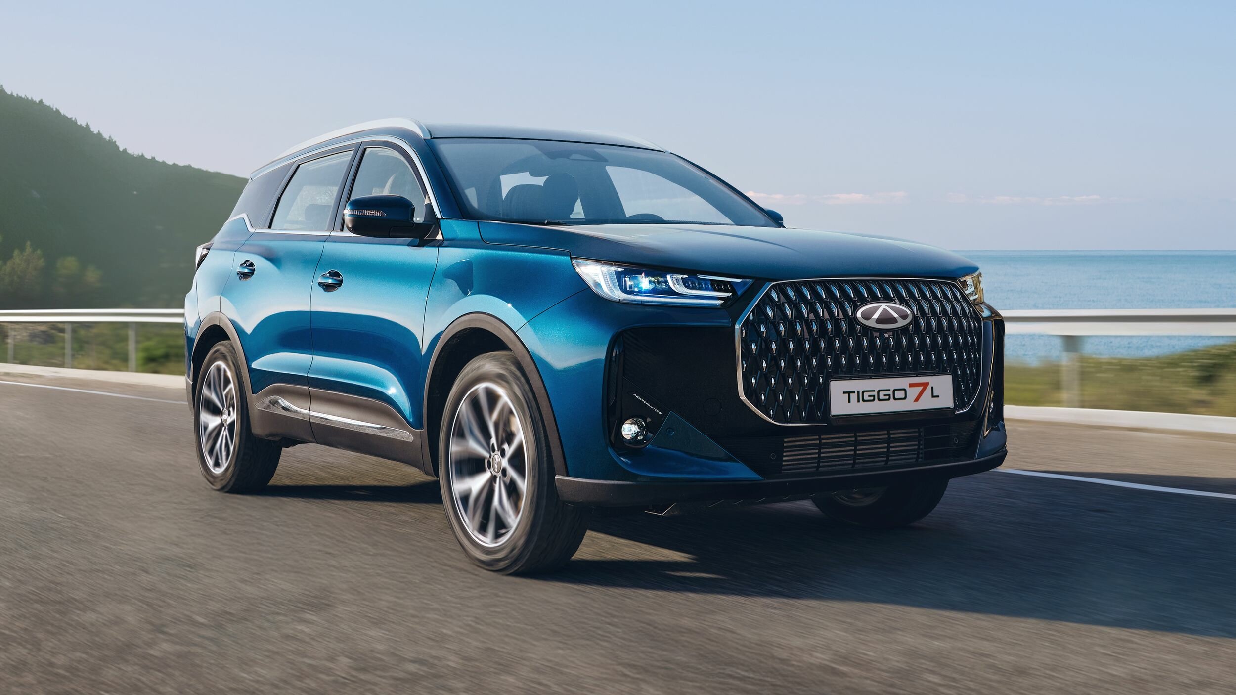 Новый кроссовер Chery Tiggo 7L для России: характеристики и цена