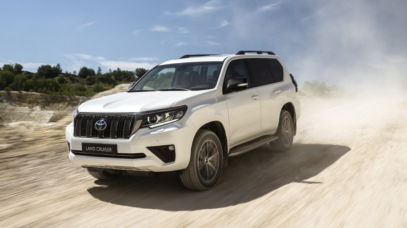 Toyota Land Cruiser Prado: каким станет внедорожник после первой за 14 лет смены поколения
