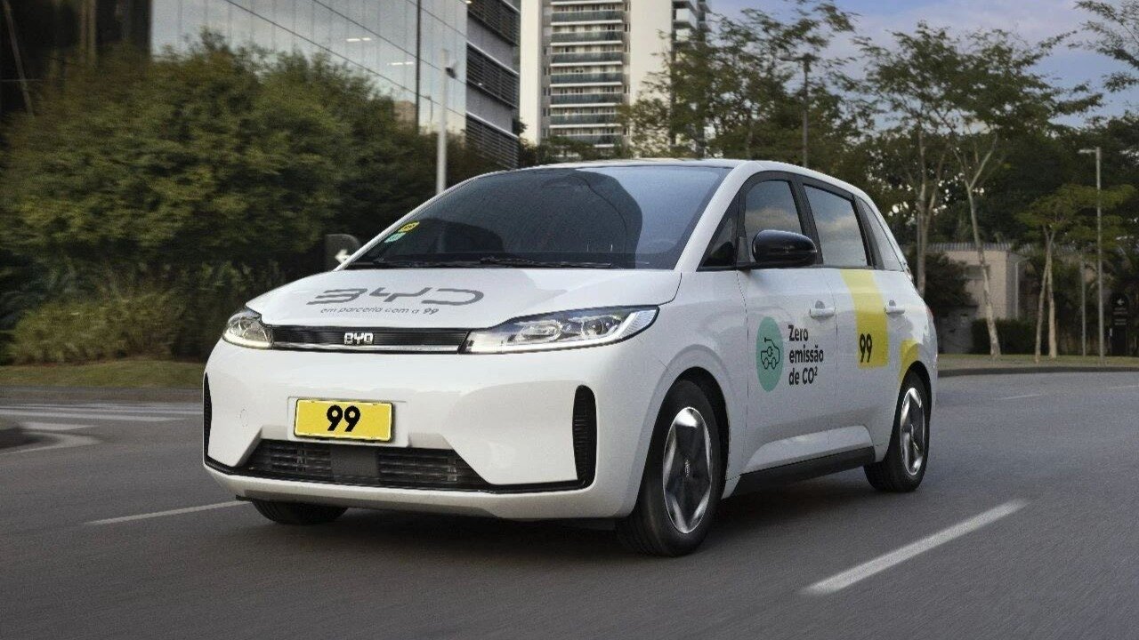 Компания DiDi поставит в Мексику 100 тысяч электромобилей для работы в такси