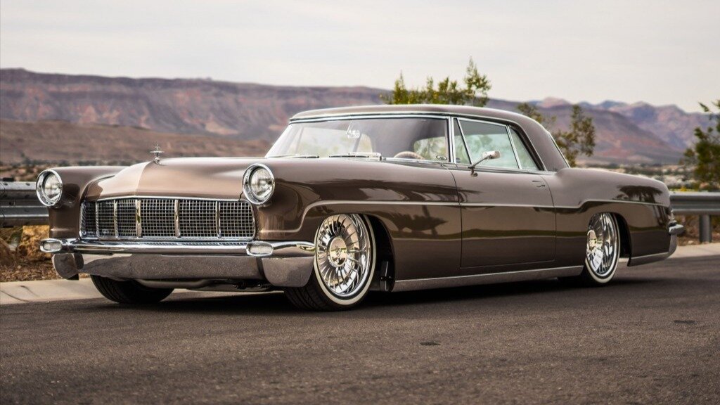 С молотка уйдёт уникальный рестомод на базе Lincoln Continental 1957 года