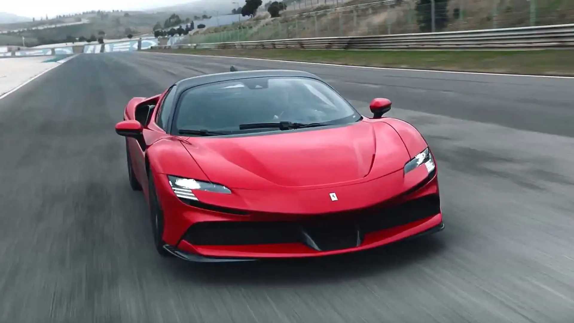 В третьем квартале Ferrari продала больше гибридов, чем машин только с ДВС
