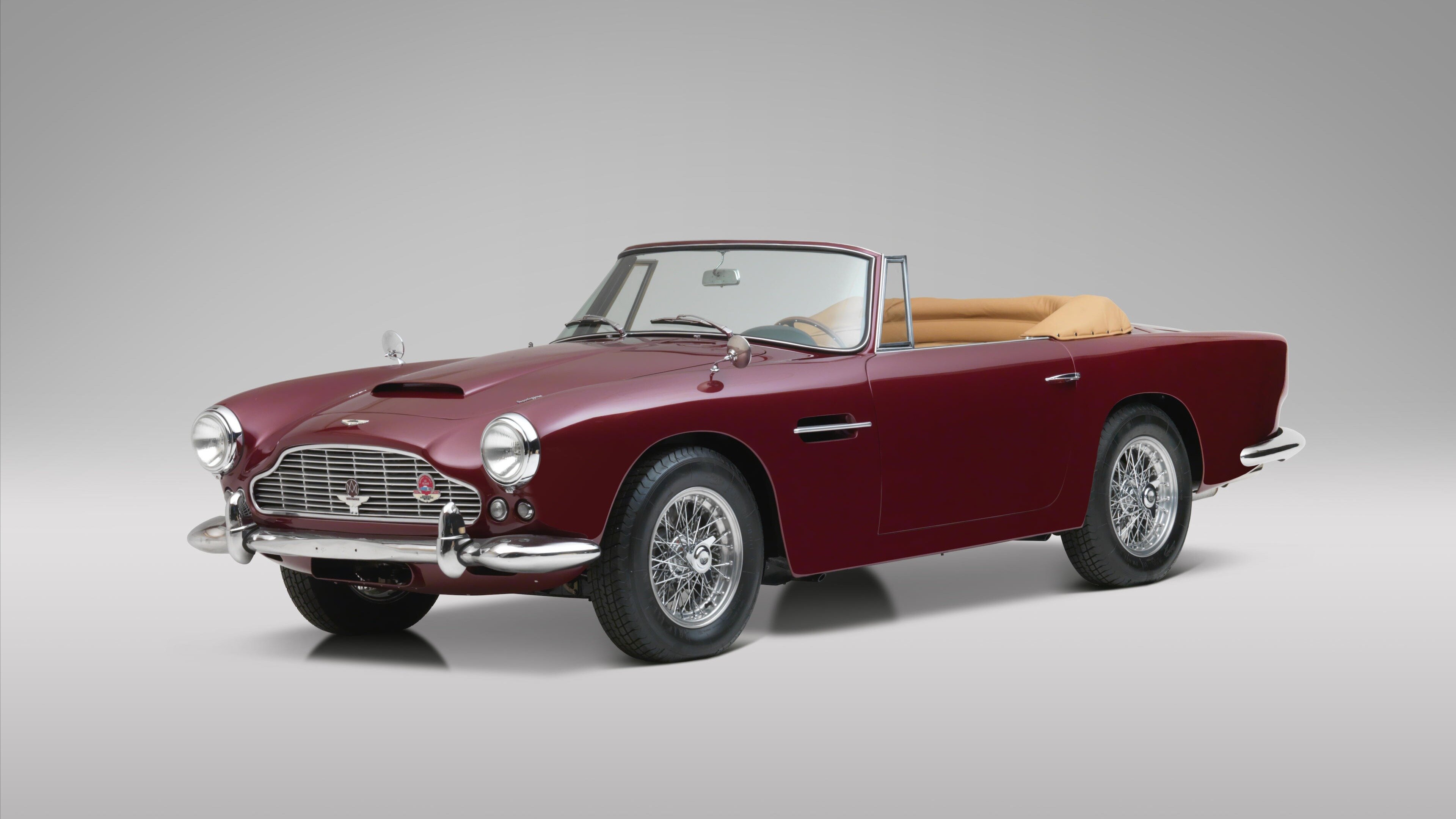 Редчайший кабриолет Aston Martin DB4 может уйти с молотка за 1,4 миллиона евро