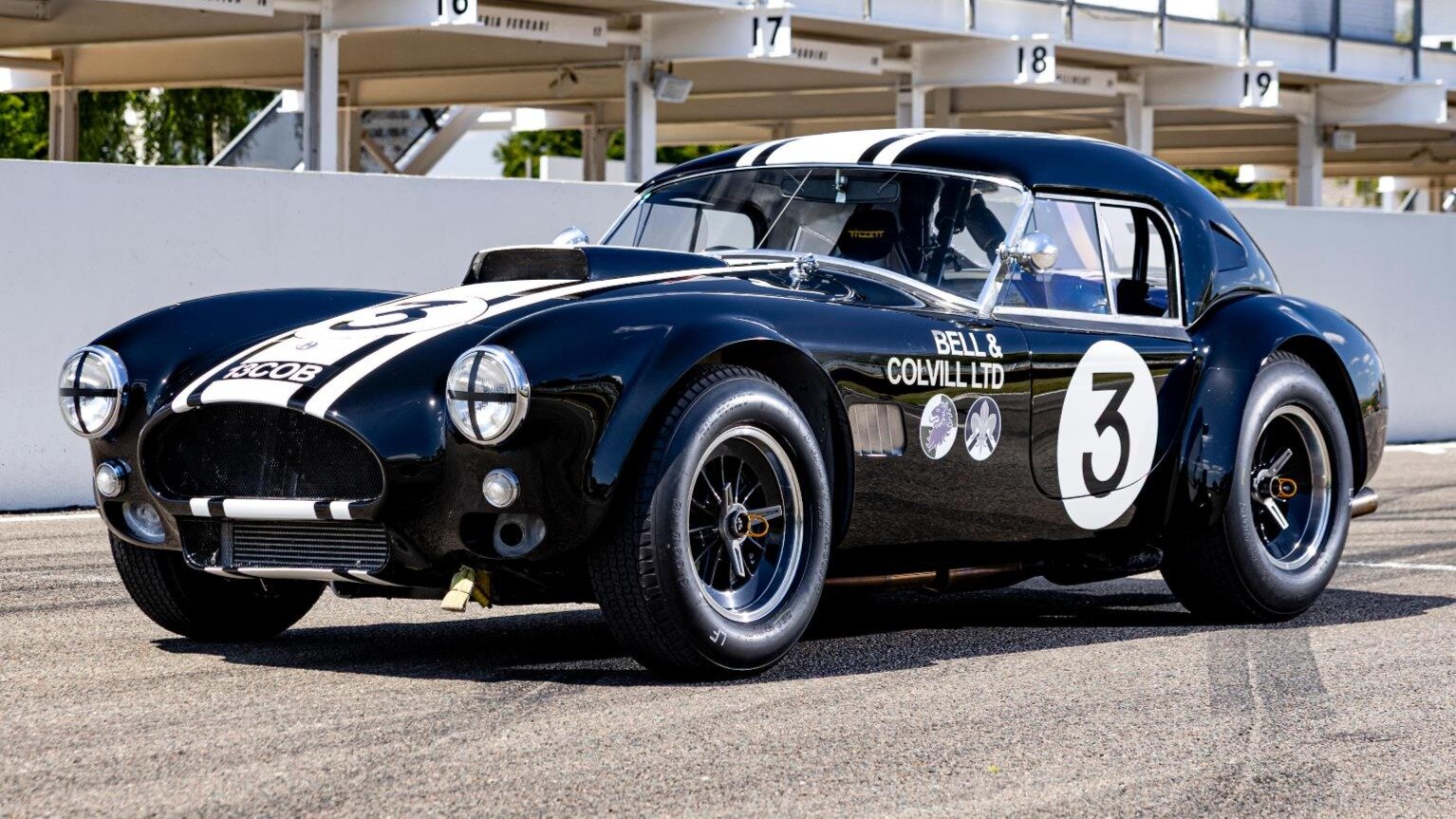 Купе AC Cobra с богатой гоночной историей хотят продать за 2,7 миллиона долларов