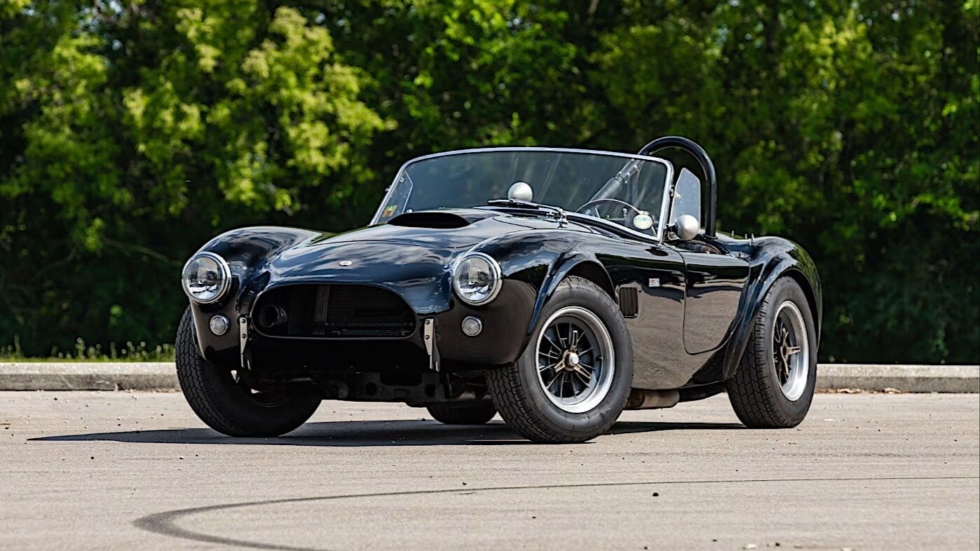 61-летнюю Shelby Cobra хотят продать за 1,5 миллиона долларов