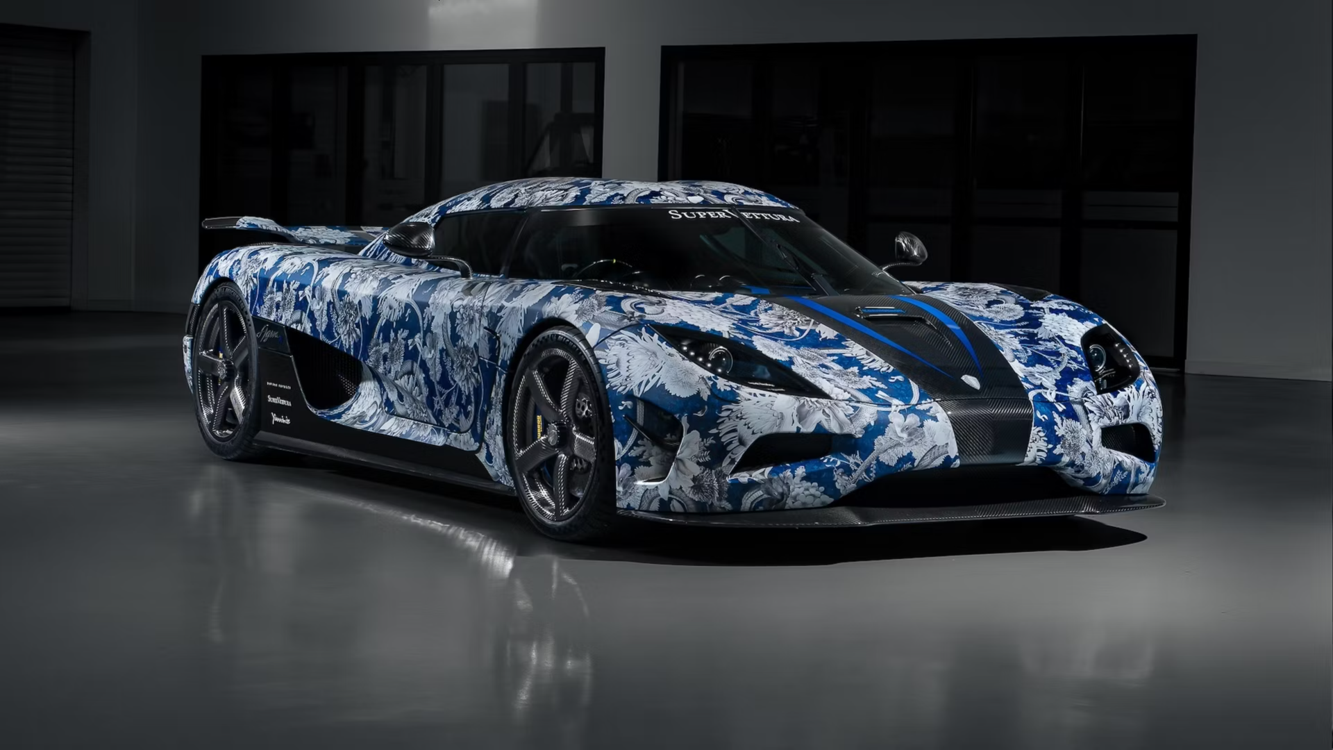 Koenigsegg Agera получил уникальное виниловое покрытие за 1,5 миллиона долларов