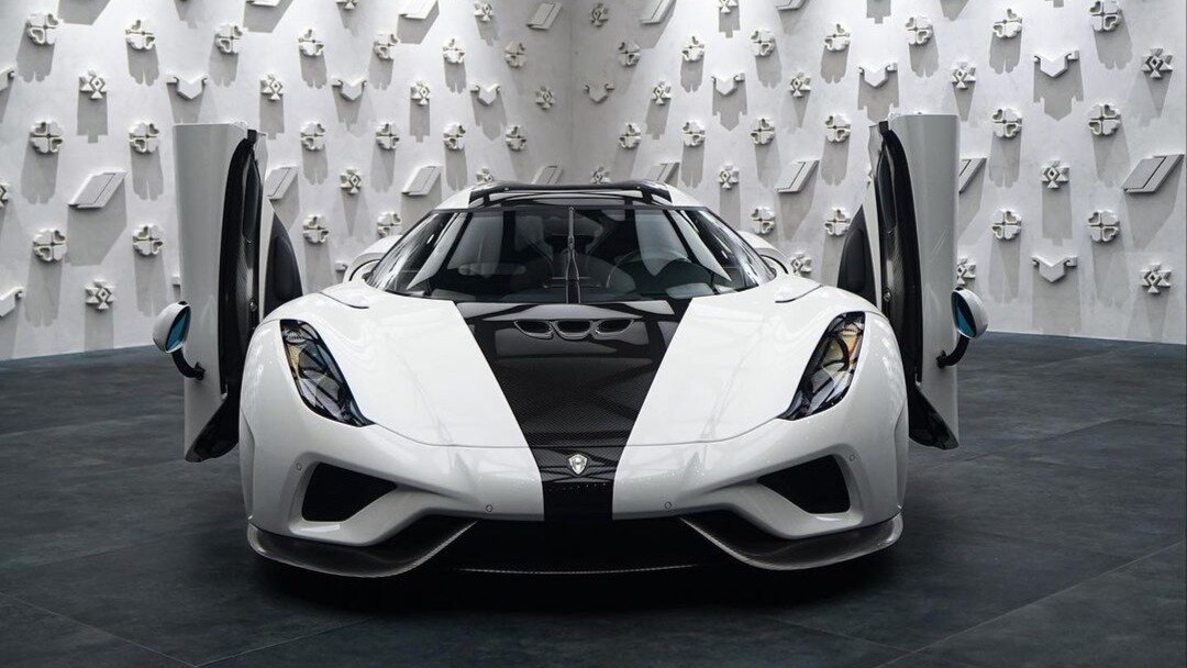 Один из последних Koenigsegg Regera оценили как четыре Lamborghini Revuelto