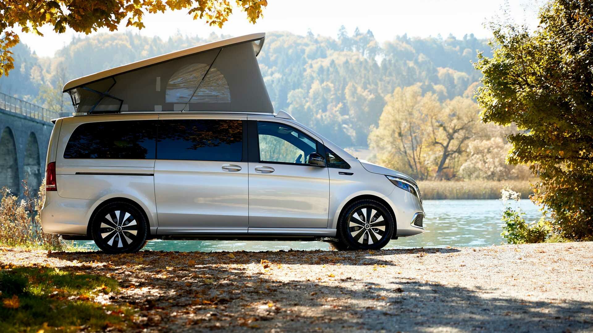 В Швейцарии начали переделывать электровэны Mercedes-Benz EQV в кемперы
