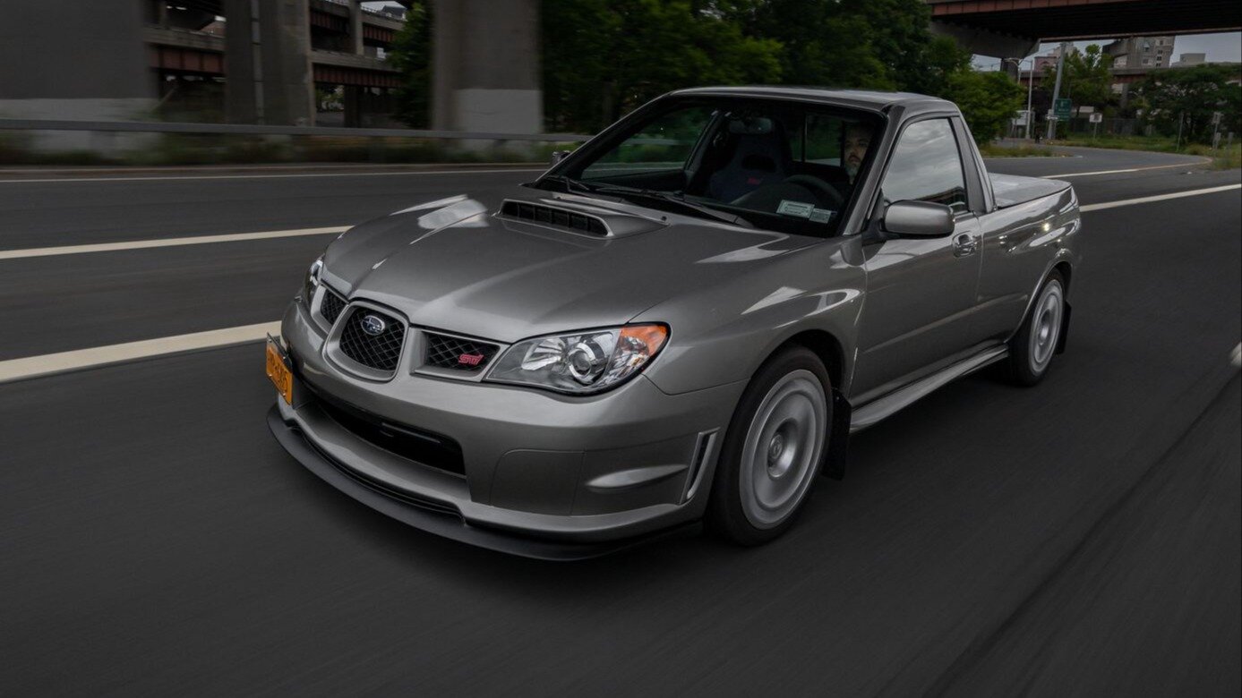 Спорткар Subaru WRX STi превратили в пикап и теперь продают